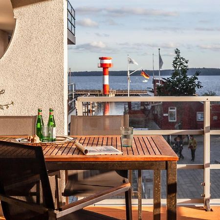 Apartmenthaus Hafenspitze Ap 5 - "Am Yachthafen 5" - Blickrichtung Offenes Meerstrandpromenade Eckernfoerde Ngoại thất bức ảnh