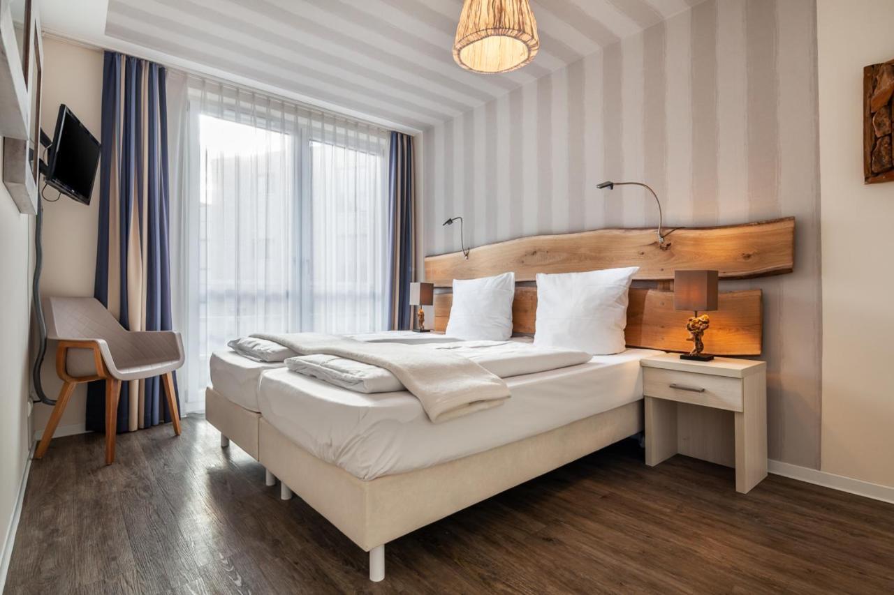 Apartmenthaus Hafenspitze Ap 5 - "Am Yachthafen 5" - Blickrichtung Offenes Meerstrandpromenade Eckernfoerde Ngoại thất bức ảnh