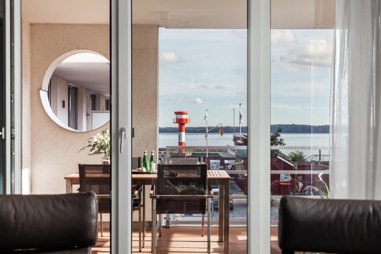 Apartmenthaus Hafenspitze Ap 5 - "Am Yachthafen 5" - Blickrichtung Offenes Meerstrandpromenade Eckernfoerde Ngoại thất bức ảnh